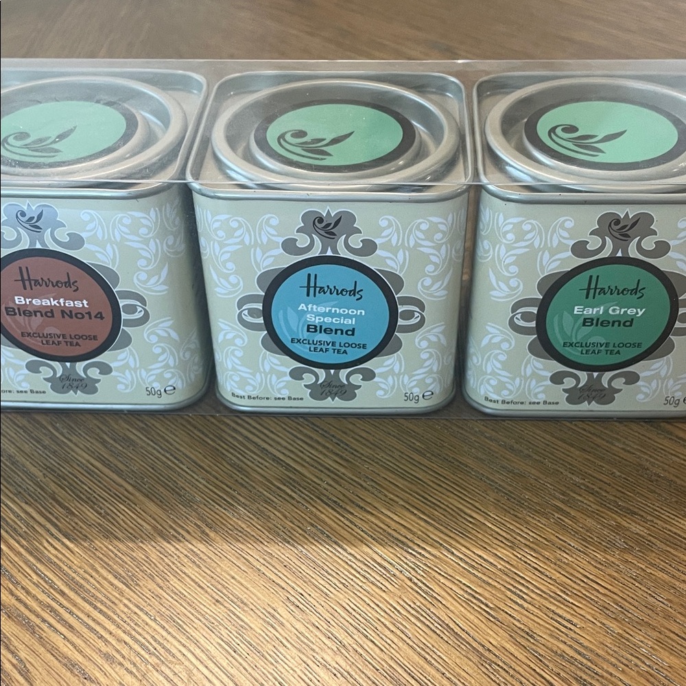 Harrods Exclusive Loose Leaf Tea Set - Featuring 3 black tea blends.